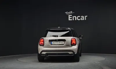 MINI Cooper 2022, 50581 км, за 14375.74 USD