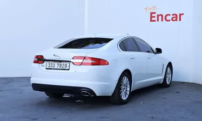 Jaguar XF 2014, 151185 км, за 2995.38 USD - фото 2