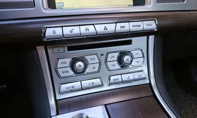 Jaguar XF 2014, 151185 км, за 2995.38 USD - фото 17