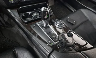 BMW 5-Series 2011, 145861 км, за 4030.42 USD - фото 9