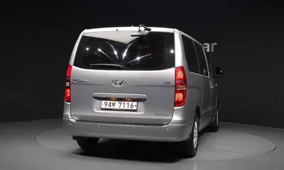 Hyundai Starex 2018, 140480 км, за 5789.75 USD