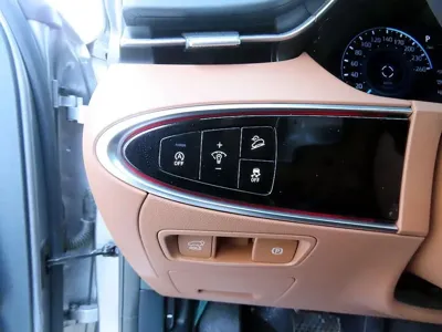 Genesis GV70 2022, 80525 км, за 24052.52 USD - фото 13
