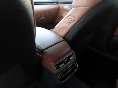 Genesis GV70 2022, 80525 км, за 24052.52 USD - фото 16