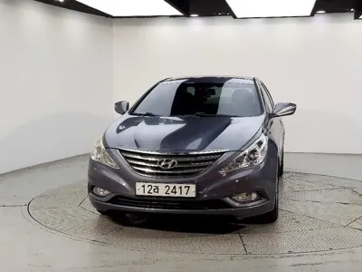 Hyundai Sonata 2012, 223545 км, за 2034.92 USD
