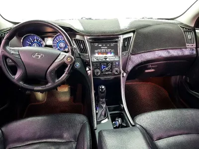 Hyundai Sonata 2012, 223545 км, за 2034.92 USD