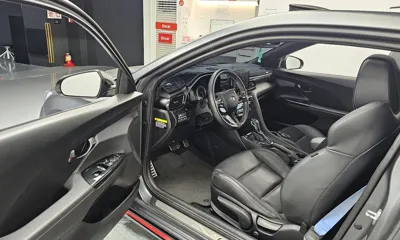 Hyundai Veloster 2021, 56468 км, за 13615.64 USD - фото 10