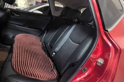Nissan Tiida 2019, 45599 км, за 9816 USD - фото 20