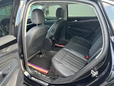 Volkswagen Passat 2023, 35000 км, за 12247.41 USD - фото 7