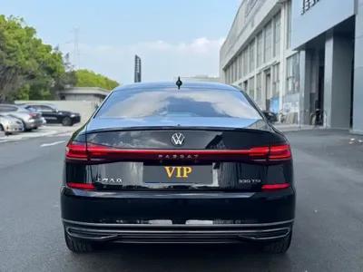 Volkswagen Passat 2023, 35000 км, за 12247.41 USD - фото 9