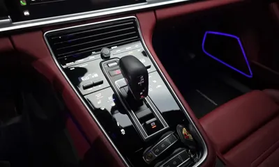Porsche Panamera 2023, 45838 км, за 79190.96 USD - фото 9