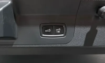 Porsche Panamera 2023, 45838 км, за 79190.96 USD - фото 33