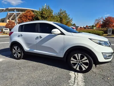 Kia Sportage 2013, 136520 км, за 4889.33 USD