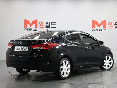 Hyundai Avante 2011, 117624 км, за 3547.03 USD