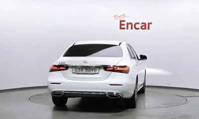 Mercedes-Benz E-Class 2023, 34291 км, за 27701.2 USD