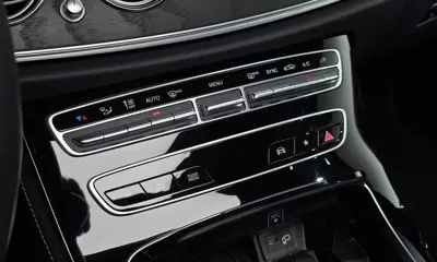 Mercedes-Benz E-Class 2023, 34291 км, за 27701.2 USD - фото 18