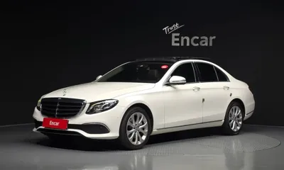 Mercedes-Benz E-Class · 2017 год