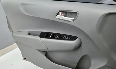Kia Morning 2021, 25800 км, за 7267.92 USD - фото 17