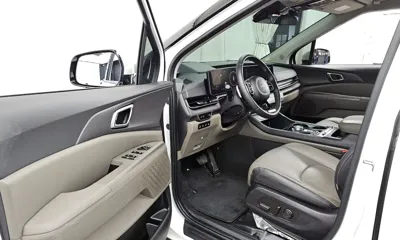 Kia Canival 2024, 7161 км, за 28543.11 USD - фото 10