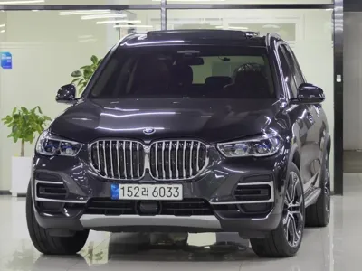 BMW X5 · 2022 год