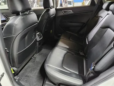 Kia Sportage 2022, 62886 км, за 15864.63 USD - фото 12