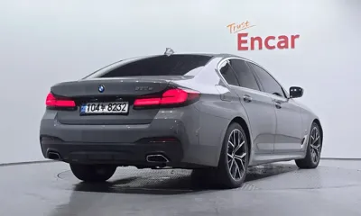 BMW 5-Series 2021, 183942 км, за 18307.73 USD