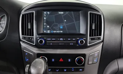 Hyundai Starex 2018, 139805 км, за 8139.61 USD - фото 12