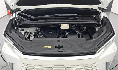 Lexus LM 2025, 7802 км, за 131364.9 USD - фото 6