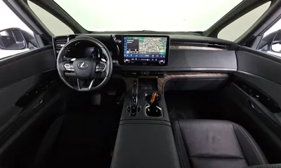 Lexus LM 2025, 7802 км, за 131364.9 USD - фото 7