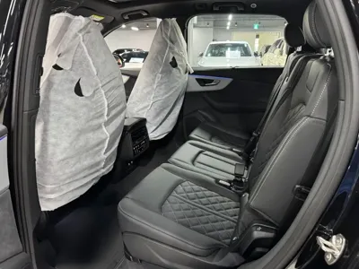 Audi Q7 2026, 13 км, за 72312.74 USD - фото 12