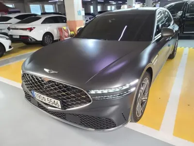 Genesis G90 · 2023 год