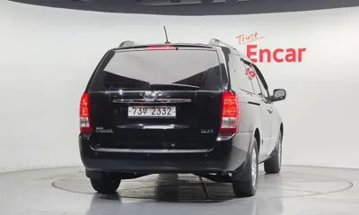 Kia Canival 2012, 136823 км, за 2604.67 USD