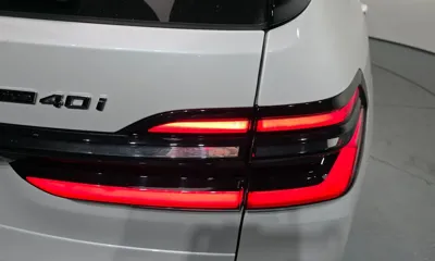 BMW X7 2025, 7210 км, за 89709.39 USD - фото 23