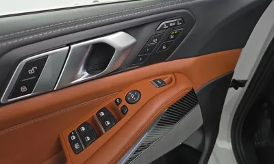 BMW X7 2025, 7210 км, за 89709.39 USD - фото 29