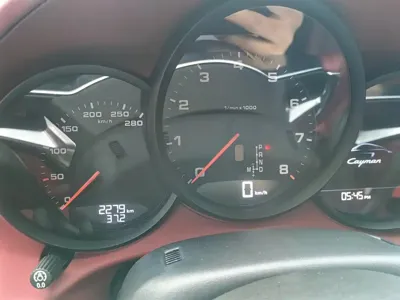 Porsche 718 2024, 2300 км, за 71805.55 USD