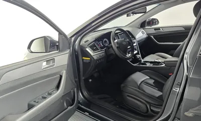 Hyundai Sonata 2019, 7505 км, за 11626.37 USD - фото 10