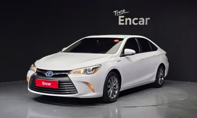 Toyota Camry · 2016 год