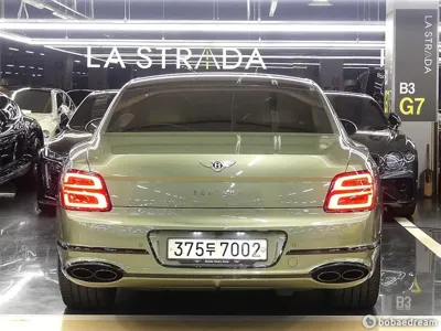 Bentley Flying Spur 2022, 42564 км, за 118838.27 USD