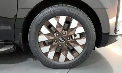 Hyundai Staria 2024, 79854 км, за 19602.63 USD