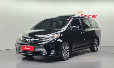 Toyota Sienna · 2018 год