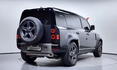Land Rover Defender 2024, 24542 км, за 52347.44 USD