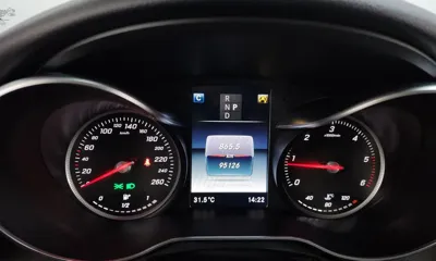 Mercedes-Benz C-Class 2018, 95126 км, за 10733.81 USD - фото 8