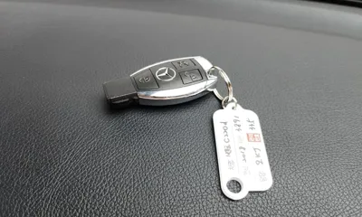 Mercedes-Benz C-Class 2018, 95126 км, за 10733.81 USD - фото 15