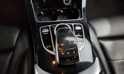 Mercedes-Benz C-Class 2018, 95126 км, за 10733.81 USD - фото 20