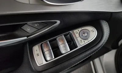 Mercedes-Benz C-Class 2018, 95126 км, за 10733.81 USD - фото 34