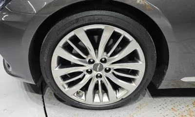 Genesis G80 2019, 151190 км, за 10726.12 USD