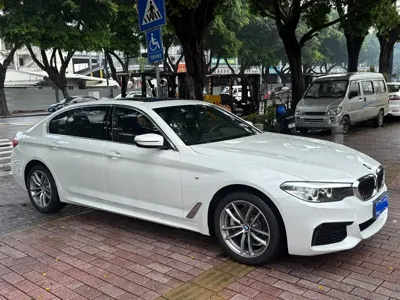 BMW 5 Series 2020, 90000 км, за 20598.49 USD