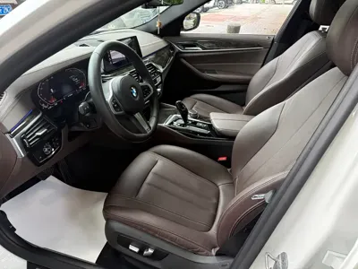 BMW 5 Series 2020, 90000 км, за 20598.49 USD - фото 6
