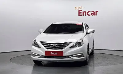 Hyundai Sonata 2014, 105529 км, за 4283.95 USD