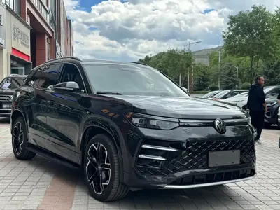 Volkswagen Tayron 2025, 4000 км, за 26309.08 USD