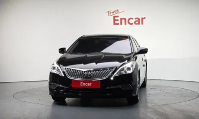 Hyundai Grandeur 2016, 92172 км, за 6953.64 USD